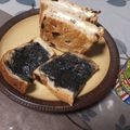 よちりん's cooksnap of when they made オススメ♪超簡単！！真っ黒￫∀￩トースト.