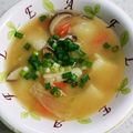 美味礼讚's cooksnap of when they made 節約★無駄なし【鱈とじゃが芋の味噌汁】♪.