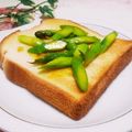 めみたん☆'s cooksnap of when they made アスパラ、カレーバター風味トースト♪.