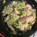 クックZ8J4H4☆'s cooksnap of when they made 白菜とカニかまぼこの、おかかがけ.