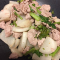 こまさ☆'s cooksnap of when they made 簡単！素材の味を生かした豚カブ炒め.