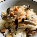ちづりんも's cooksnap of when they made 塩鮭ときのこの炊き込みごはん.
