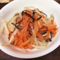卵せんべい's cooksnap of when they made もやしとにんじんのナムルwith塩昆布.