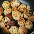 わかポン☆'s cooksnap of when they made 豆腐入でかさ増し！蓮根のはさみ焼き.