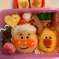 ゆうつま's cooksnap of when they made アンパンマン クリスマス キャラ弁サンタ.