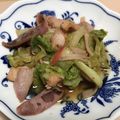 samezame's cooksnap of when they made レタスとイカの炒め物.