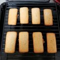 つねちい's cooksnap of when they made 基本のフィナンシェ.
