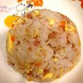 yocco22's cooksnap of when they made 炊飯器で簡単★パラパラチャーハン.