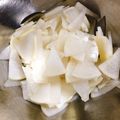 こはる・▽・'s cooksnap of when they made あと一品に♪昆布茶だいこん.