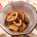 kimikimis's cooksnap of when they made いかとじゃがいもと大根の煮物.