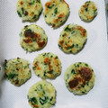 えま＊'s cooksnap of when they made 離乳食後期 じゃがいもとしらすのおやき.