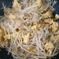 こけころん's cooksnap of when they made しゃっきしゃきなモヤシ炒め！ツナ卵入り〜.