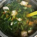 ☆ゆかねえさん☆'s cooksnap of when they made 小松菜と鶏団子のスープ@10分.
