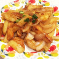 ☆ゆみよ☆'s cooksnap of when they made じゃがいもとさつま揚げのコク味噌炒め.