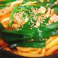 クックE79ZKG☆'s cooksnap of when they made 簡単☆煮込み豚キムチうどん☆.