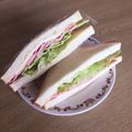 take♪aki♪'s cooksnap of when they made コンビニ風☆ハムレタスサンド.
