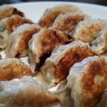42nd wave's cooksnap of when they made 秘伝!!!　餃子屋さんの餃子.