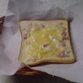 じゃんくみ's cooksnap of when they made ベーコンたまねぎパン？トースト.