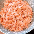 Zukka Chan's cooksnap of when they made 蒸し煮で手作り鮭フレーク.