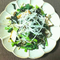 madamーyuri's cooksnap of when they made 小松菜・もやし・しめじ・厚揚げ。かけ醤油.