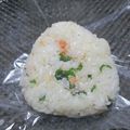 ジョングレ's cooksnap of when they made 天かす おにぎり (鮭).