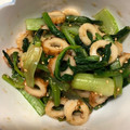 クック6A01DE☆'s cooksnap of when they made 小松菜とちくわを醤油とゴマで和えるだけ.