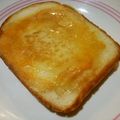 ゆみらんたん's cooksnap of when they made フライパンでこんがりハニーチーズトースト.