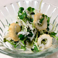 noriko912's cooksnap of when they made しらす・かいわれのごま油和え.