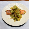 ぽんこ０４２０'s cooksnap of when they made サーモンとキャベツの簡単蒸し.