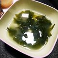o^o^oayuayu's cooksnap of when they made 簡単！ワカメと豆腐のお味噌汁★夫の料理.