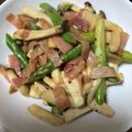 よりやママ's cooksnap of when they made アスパラとエリンギの＊ベーコン炒め.