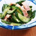 ♡こもれび♡'s cooksnap of when they made 簡単⭐きゅうり⭐ベーコンのニンニク塩炒め.