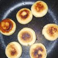ジミナの嫁's cooksnap of when they made 発酵なし！フライパンでモッチリパン♡.