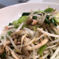 んまんま☆'s cooksnap of when they made もやしとベーコンとしめじ炒め.