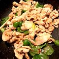 kaeayuママ's cooksnap of when they made 簡単♪豚こまとピーマンの味噌炒め.