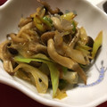 しばーちゃん's cooksnap of when they made しめじと長ネギのピリ辛醤油炒め.