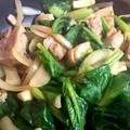 m11m11's cooksnap of when they made ほうれん草と鶏モモ肉のチーズ炒め.