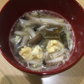 クックANLLO1☆'s cooksnap of when they made たっぷりきのこの昆布かきたまスープ.