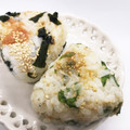 まこさんど's cooksnap of when they made しらすと梅の混ぜ込みおにぎり.