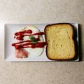 linhua's cooksnap of when they made 朝食に！黄身がハムの上のハムエッグ.