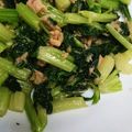 柚ゆずyuzu's cooksnap of when they made 超簡単！セロリの葉とツナ缶炒め！.