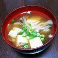 ひなたのねこやなぎ's cooksnap of when they made 豆腐と舞茸の味噌汁〜(o˘◡˘o) ♡.