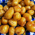 まぁすけ2629's cooksnap of when they made 揚げずにできる！新じゃがの煮っころがし.
