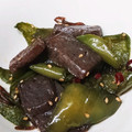 yknobi's cooksnap of when they made コンニャクとピーマンのピリ辛炒め♪♪.