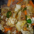 トセーちゃんの娘's cooksnap of when they made 合挽と野菜炒め.