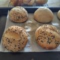 zakkiiM's cooksnap of when they made ライ麦バターロール　ゴマバンズ.