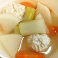 さおりん@料理特訓中's cooksnap of when they made 喉風邪に効く！生姜と大根の鶏団子スープ.