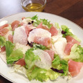 ａｓｙ's cooksnap of when they made おもてなしに★かぶと生ハムの簡単サラダ.
