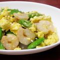 やまうさ's cooksnap of when they made えびとスナップエンドウの春色炒め.