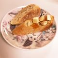 ❁Abake❁'s cooksnap of when they made クリチ・胡桃・マーマレードのトースト.